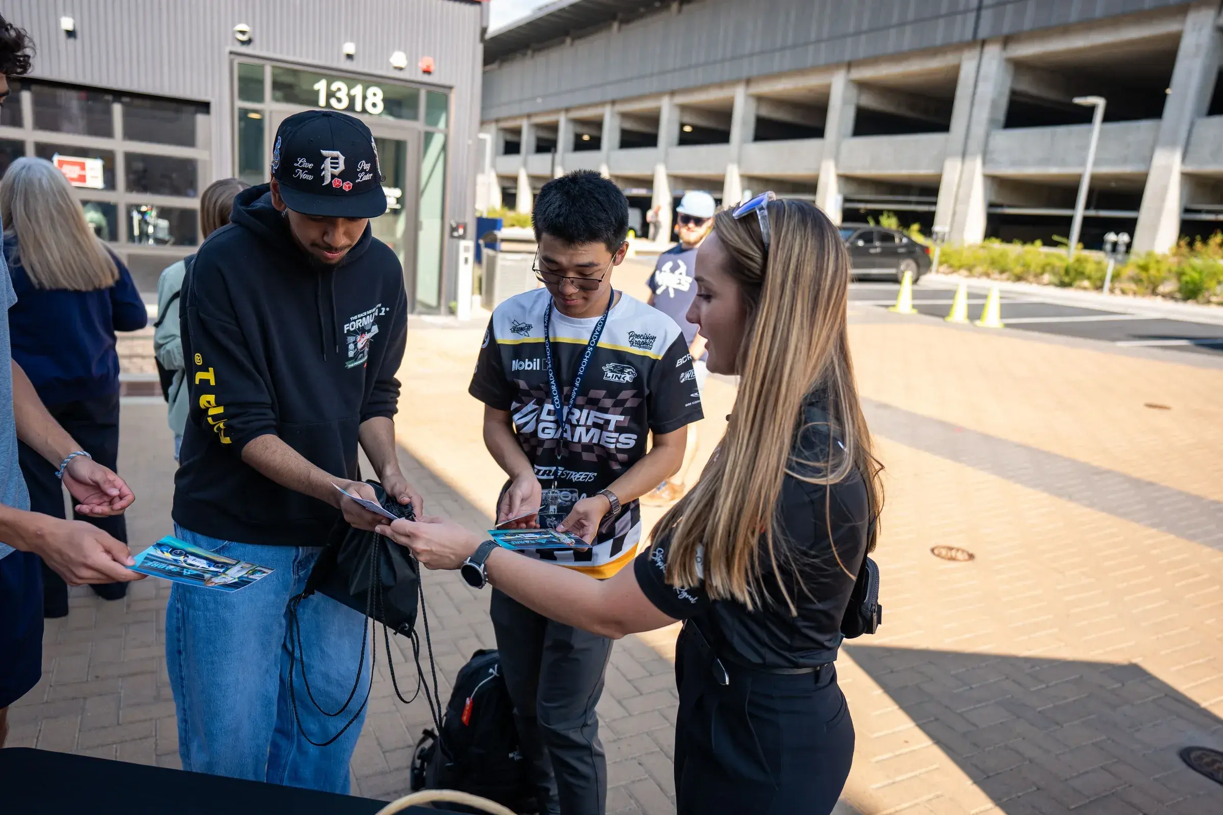 Sabré interacting with students during the Colorado School of Mines event.